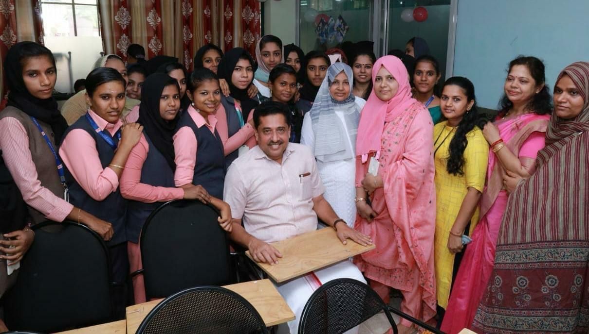 DAZZLE ACADEMY MANNARKKAD